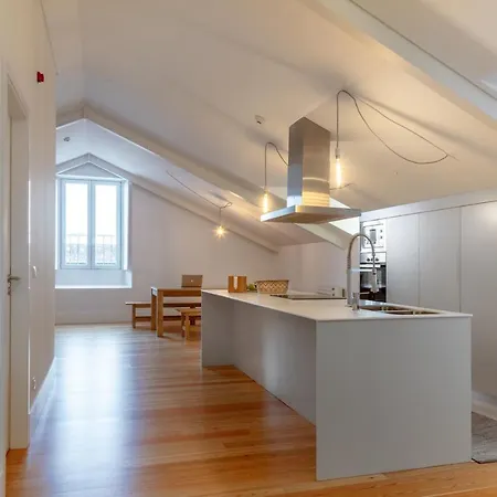 Pe Direito Hostel Ponta Delgada