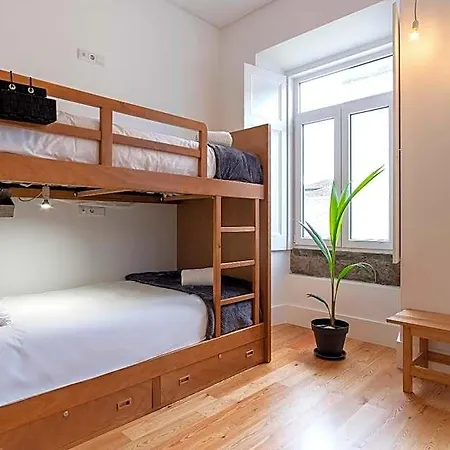 Pé Direito Hostal *